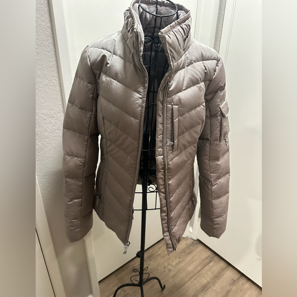 Goose down outdoor outfitters jacket